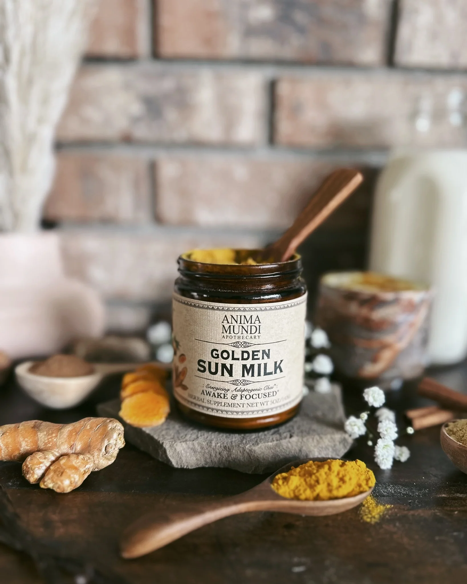 GOLDEN SUN MILK | Energizing Adaptogenic Chai* - Image 4